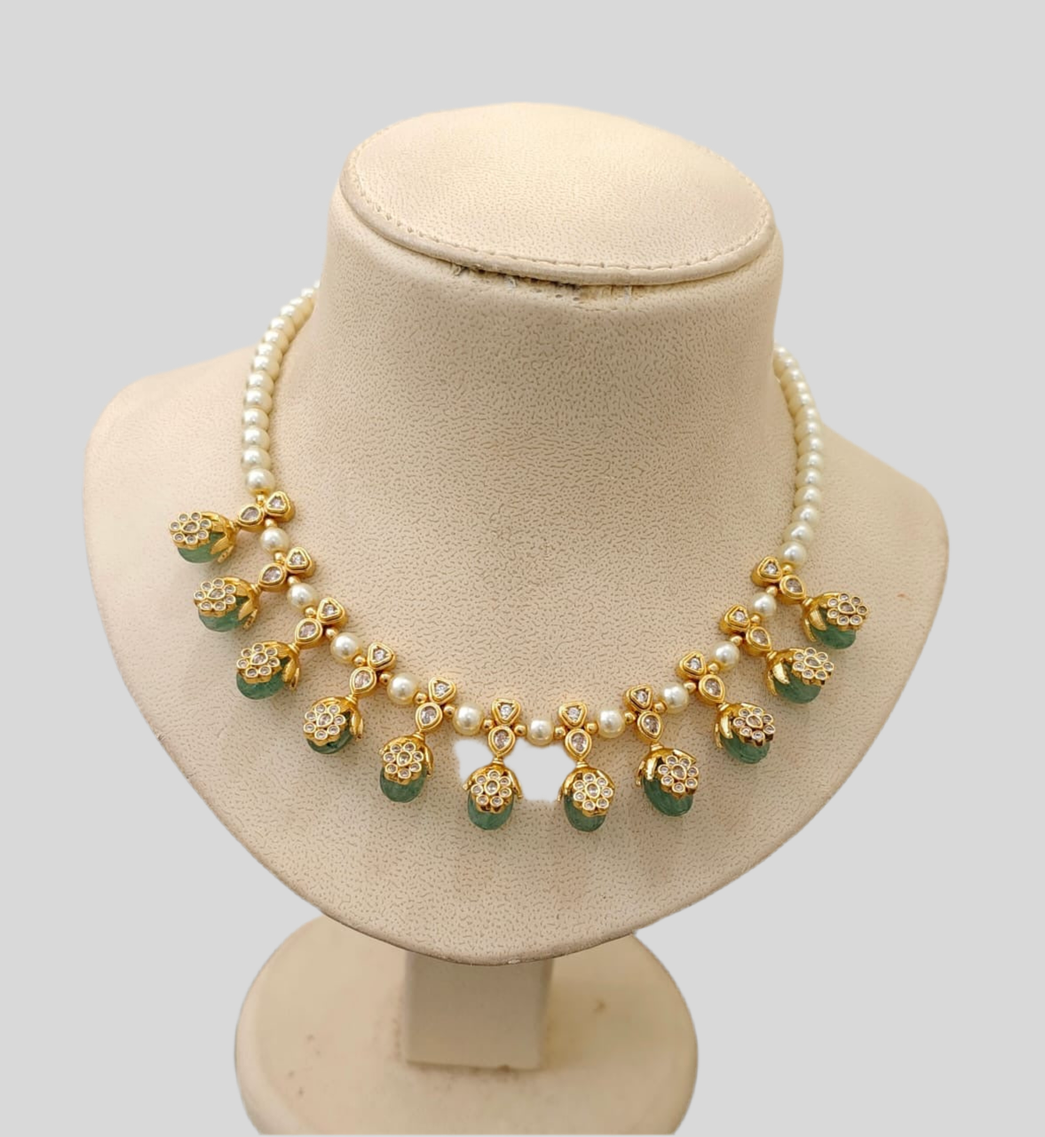 SV Viranika Necklace